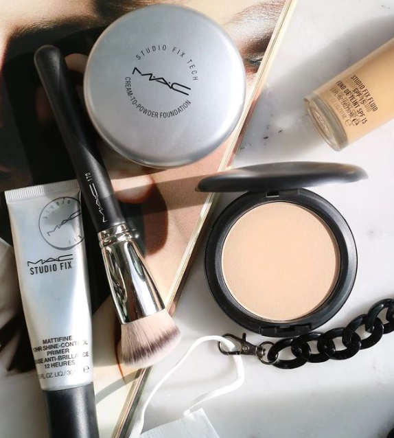 M·A·C Comsetics new studio Fix has your summer complexion covered — with five long-wearing matte formulas for full buildable coverage that addresses every skin need. Stop by today at Atlantic Terminal to get your perfect summer glow!