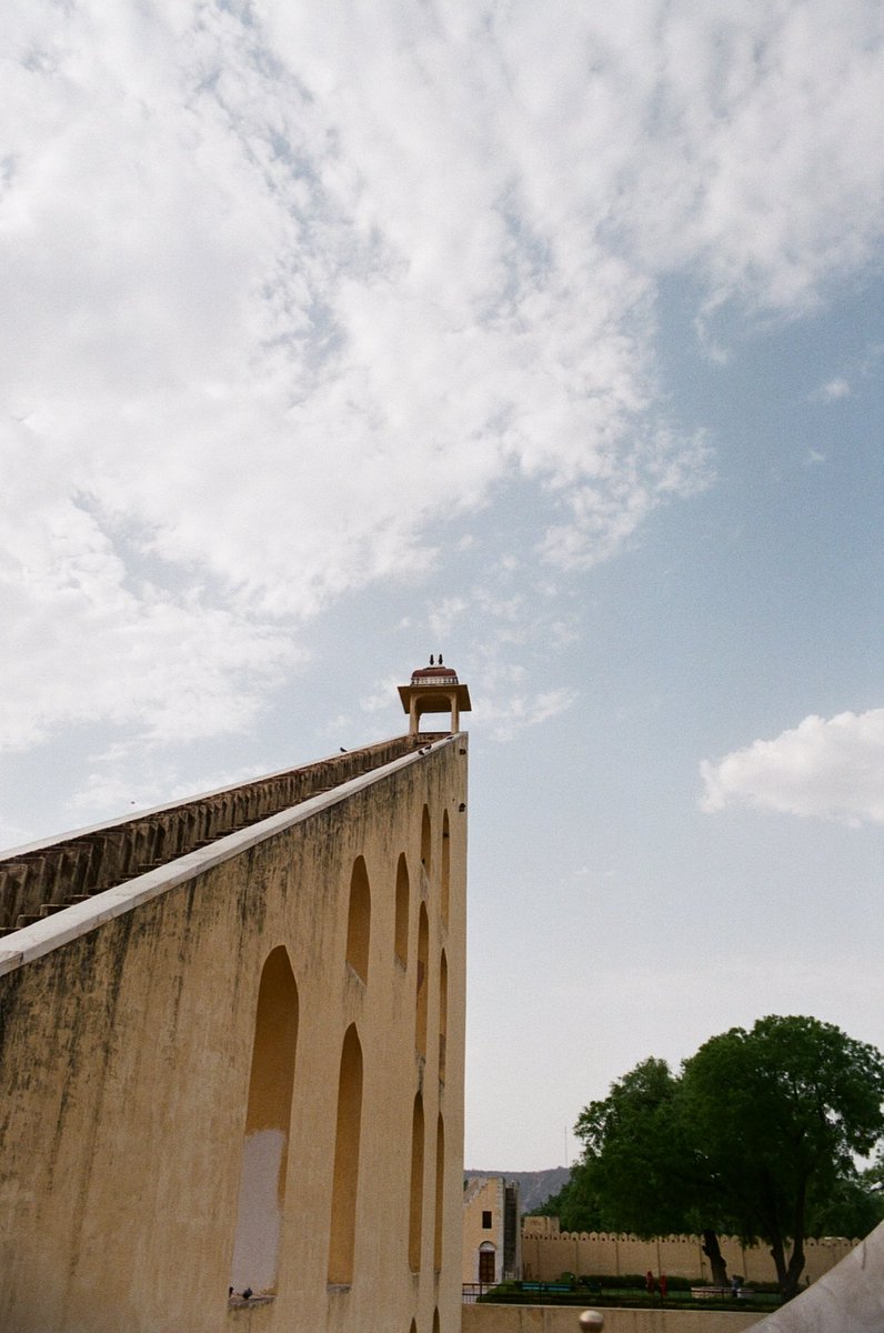 Mstrifert's tweet photo. more #35mm - this time: India https://t.co/xvyTgYeRFf