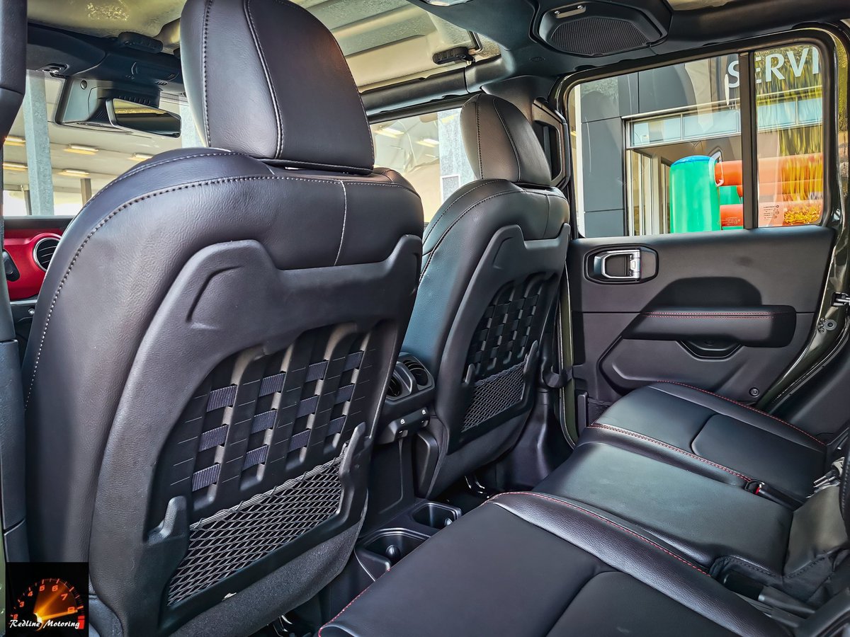 Foxy_Charmz's tweet image. More pics of the #Jeep #Gladiator #Rubicon on my Facebook or Instagram pages. Link in Bio for quick links.

#4x4 #southafrica #newcars