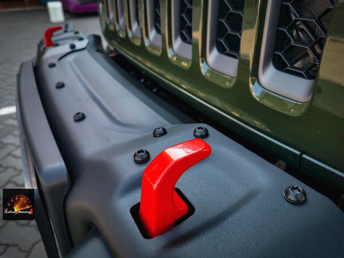 Foxy_Charmz's tweet image. More pics of the #Jeep #Gladiator #Rubicon on my Facebook or Instagram pages. Link in Bio for quick links.

#4x4 #southafrica #newcars