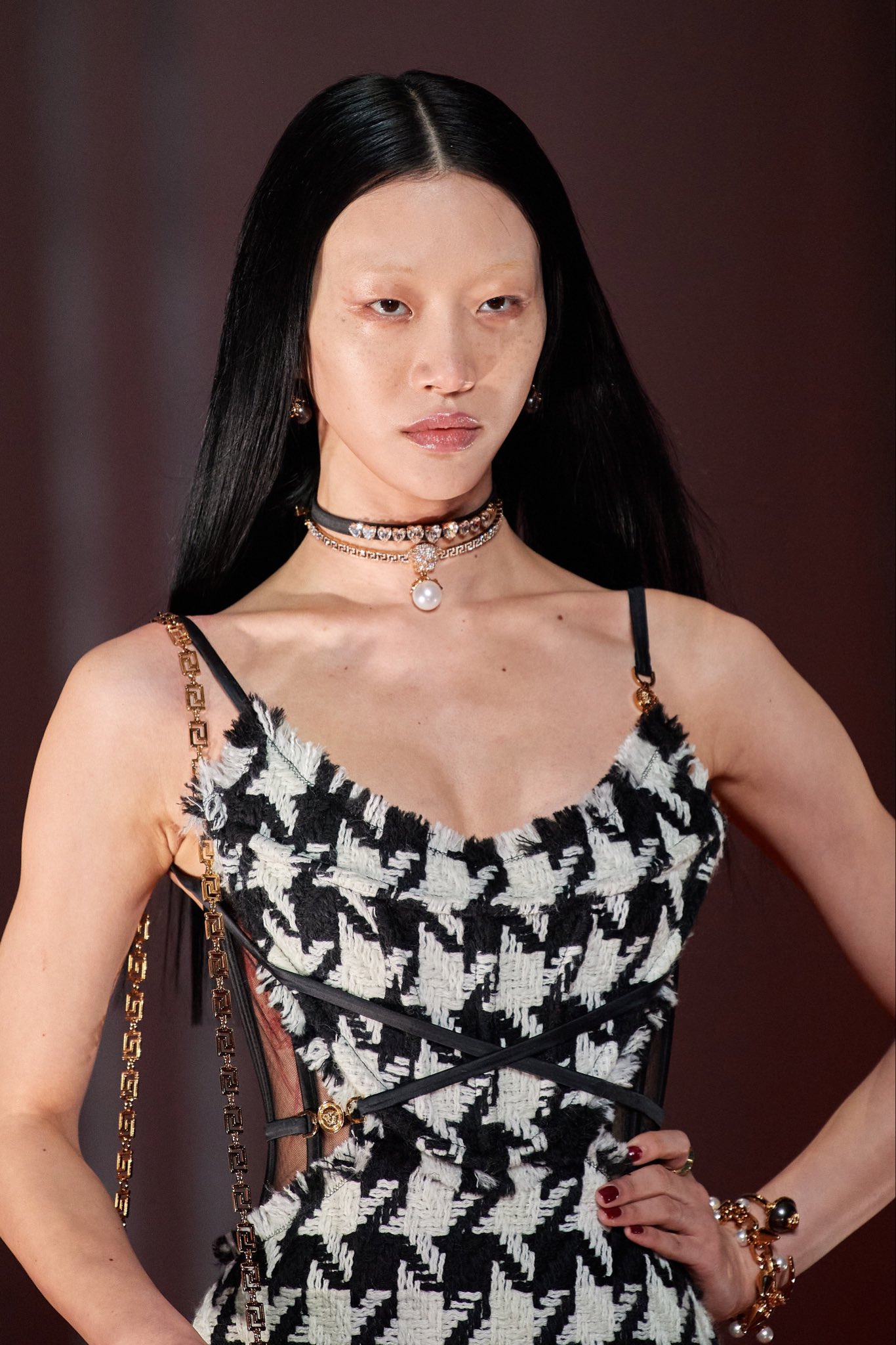 Black-is-no-colour — Sora Choi at the Versace Fall 2021 show.