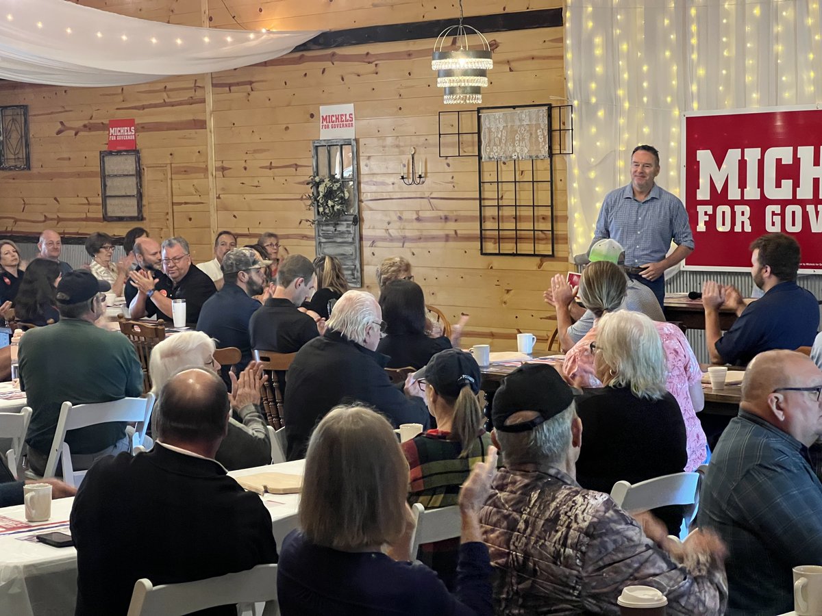 michelsforgov's tweet photo. A great way to start the morning--discussing the need for proven, conservative executive leadership with more than 60 voters in Ashland. The surge continues! #LetGetToWork https://t.co/pUwJMHWqVy