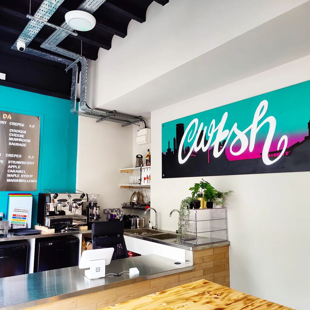 Newyddion Mawr. Fydd siop goffi a crepes Cwtsh yn agor ar y 20fed o Orffennaf!

Big News. Cwtsh Coffee and Crepes will open on the 20th of July!

<a href="/CwtshHostel/">CwtshHostel</a>

#visiswanseabay #crepes
#coffi #coffelovers
#abertawe #supportsmallbusiness #supportlocal #cymru #hostel
