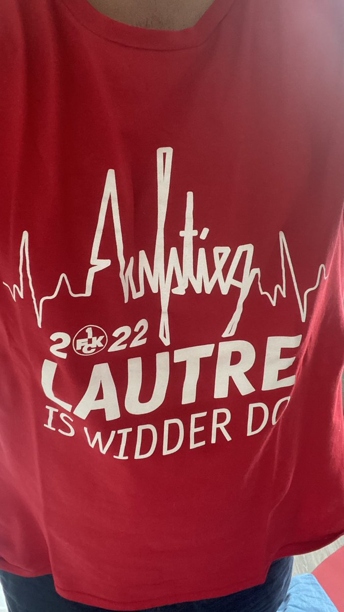 dyevel's tweet photo. Beruflich heute und morgen in Hannover... Flagge zeigen 💪👹#betze https://t.co/iDLuY6A3b1