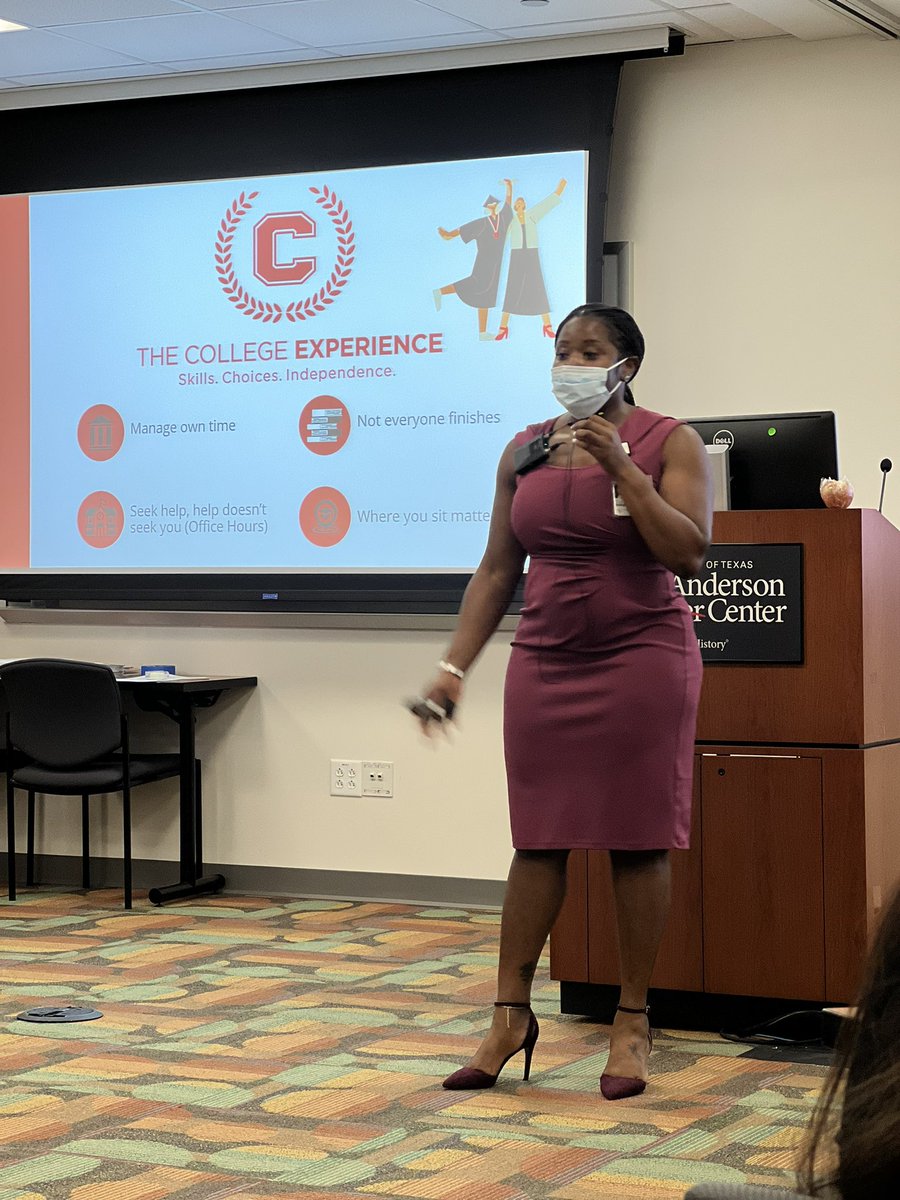 DustinEBennett's tweet photo. @MDAndersonNews Tiffany Hughes sharing her leadership journey at with the students of the #Learn2LEAD program. #LifeLongLearning #LeadershipInstitute https://t.co/F6Xq0NXPHw