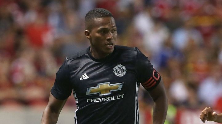 Happy Birthday today to former captain Antonio Valencia      