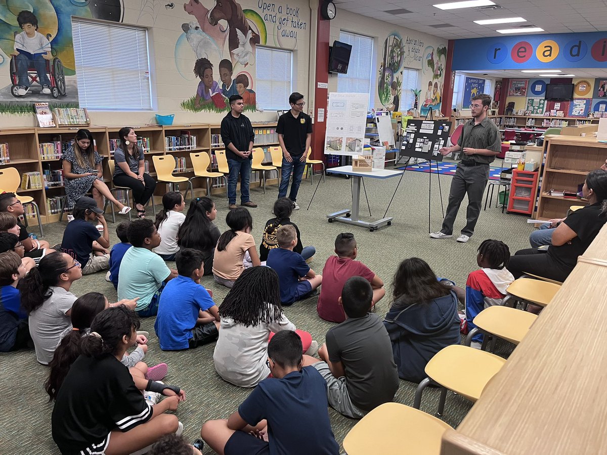 guadalupeveliz9's tweet photo. Connecting the learning to real life @NISDHenderson @NISDKallison summer program! Thank you John Koepke from Government Canyon , Habitat For Humanity, @NISDPoliceDept , Warren CCA for visiting our kids! https://t.co/jfCaOdcTSp