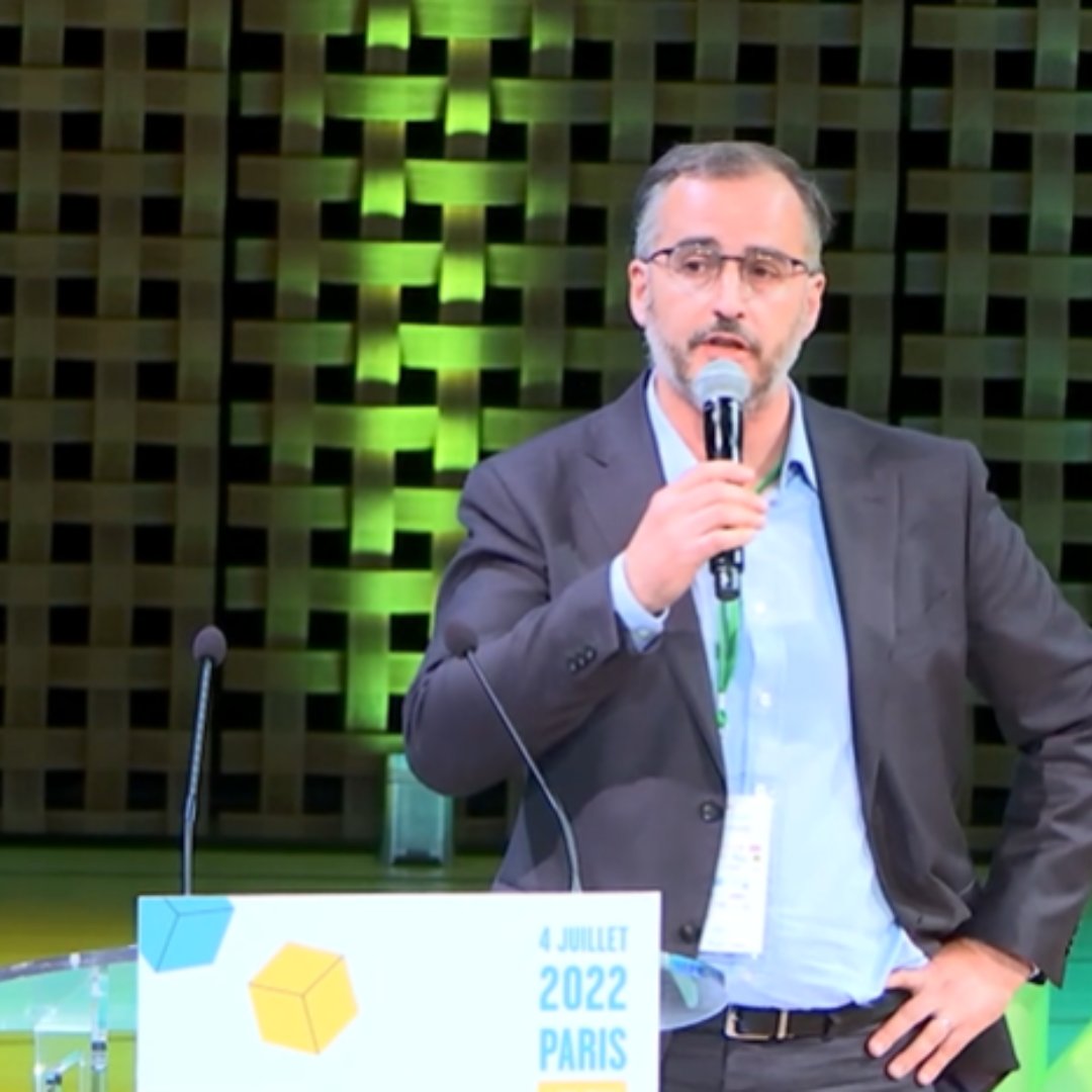 kiloutou's tweet photo. #MID2022 : "Face à la crise climatique, ils #décarbonent la #construction". 
🗨 Retrouvez l'intervention de Pierre Knoché, Directeur Général autour d'une table ronde animée par Adrien Pouthier. 
Découvrez le replay ➡ https://t.co/ewVAGSgzdD 
@LeMoniteurEvent @Le_Moniteur https://t.co/0MO7VKdbcz