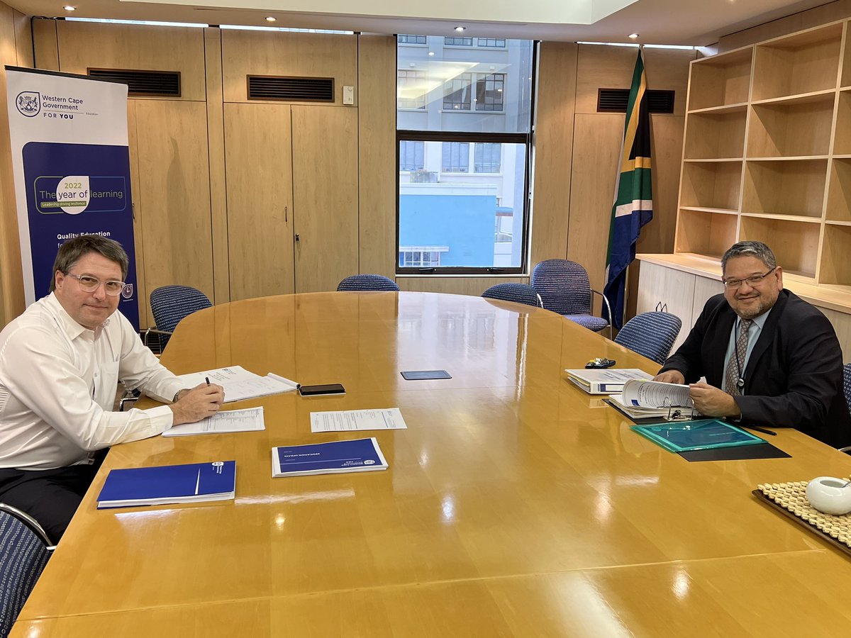 Great engagement with the <a href="/WCEDnews/">WCEDNews</a> Superintendent-General, Brent Walters, today - we meet weekly to discuss matters affecting the education sector in the Western Cape. #ListenAndLearn