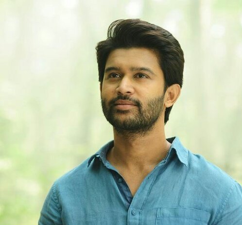 abijeetwarriors's tweet photo. Presenting u gentle man 
#teluguabbai
#modernlovehyderabad
#abijeet
#abijeetian https://t.co/DqWA94imYR