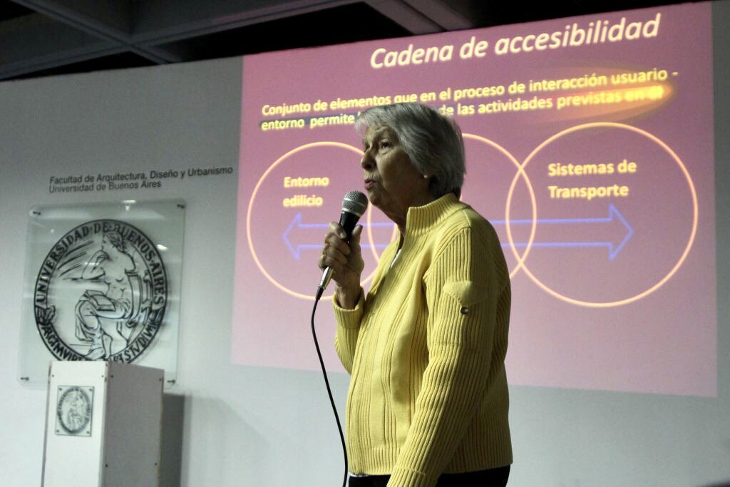 Con profundo dolor despedimos a María Nélida Galloni, integrante del comité asesor del programa #DiscapacidadYUniversidad, que falleció el pasado 10/7.

Referente en el campo de la accesibilidad, su legado seguirá vigente. Acompañamos a sus seres queridos en este difícil momento.