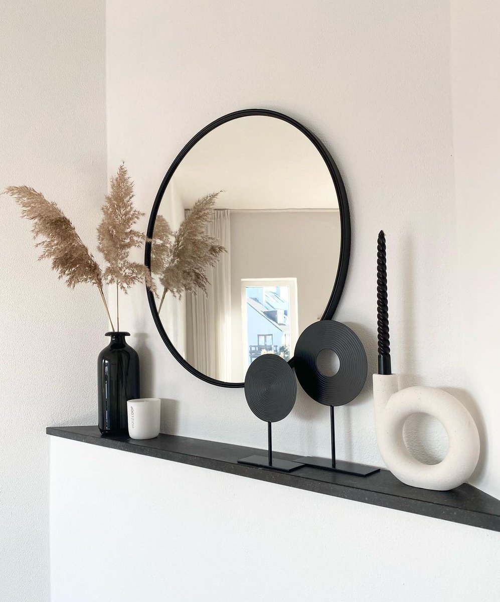 EtyDesigns's tweet photo. Black is such a bold and elegant colour to use in design 

#interiors #interiorDeco #interiorstyling #interiordesigner #interiordesign https://t.co/7MXc8AxxQJ