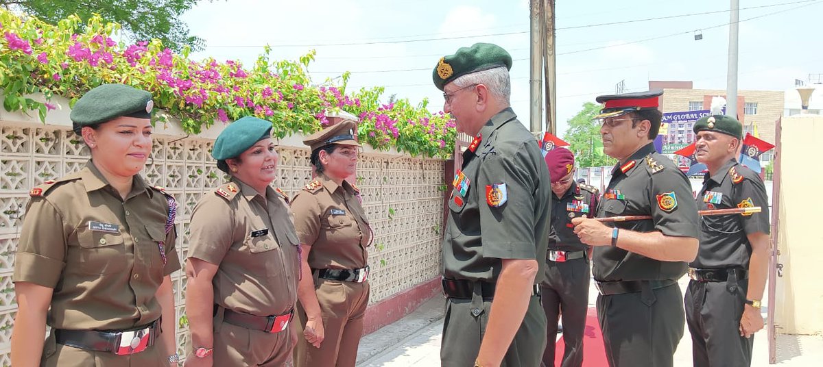 neelu197's tweet photo. #NCC   Maj Gen Sanjay Puri , ADG NCC DTE UP visited 31 Up girls batallian NCC to motivate NCC cadets . Great motivation @NCCDteUP @HQ_DG_NCC @NccNoida @drajaykumar_ias https://t.co/oSw2cRSpy9