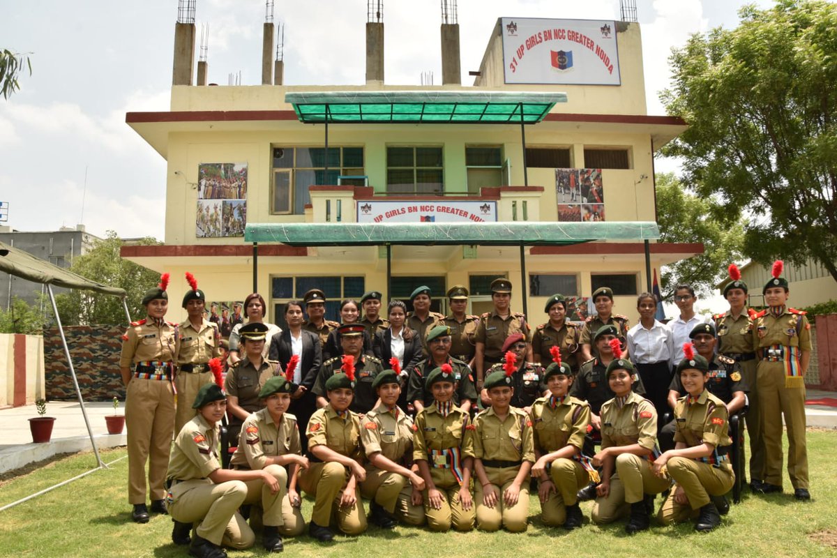 neelu197's tweet photo. #NCC   Maj Gen Sanjay Puri , ADG NCC DTE UP visited 31 Up girls batallian NCC to motivate NCC cadets . Great motivation @NCCDteUP @HQ_DG_NCC @NccNoida @drajaykumar_ias https://t.co/oSw2cRSpy9