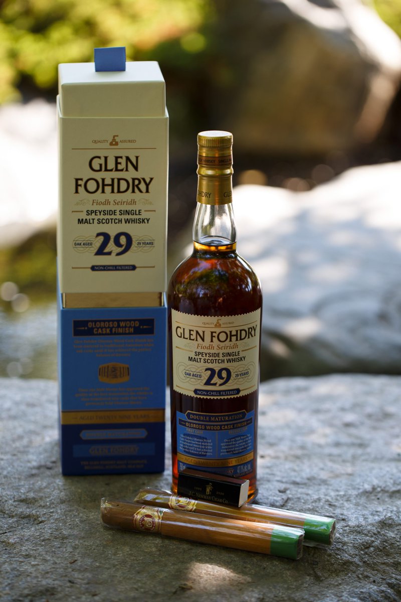 Como Friends tweet media