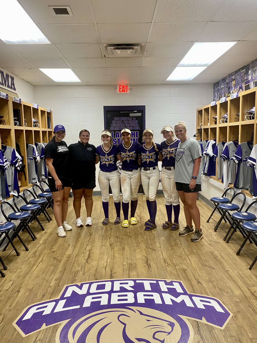 Thank you so much to <a href="/Acozart44/">Ashley Cozart</a> <a href="/hgshollenberger/">Hannah Shollenberger</a> for putting on a great camp yesterday! <a href="/UNASoftball/">North Alabama Softball</a>