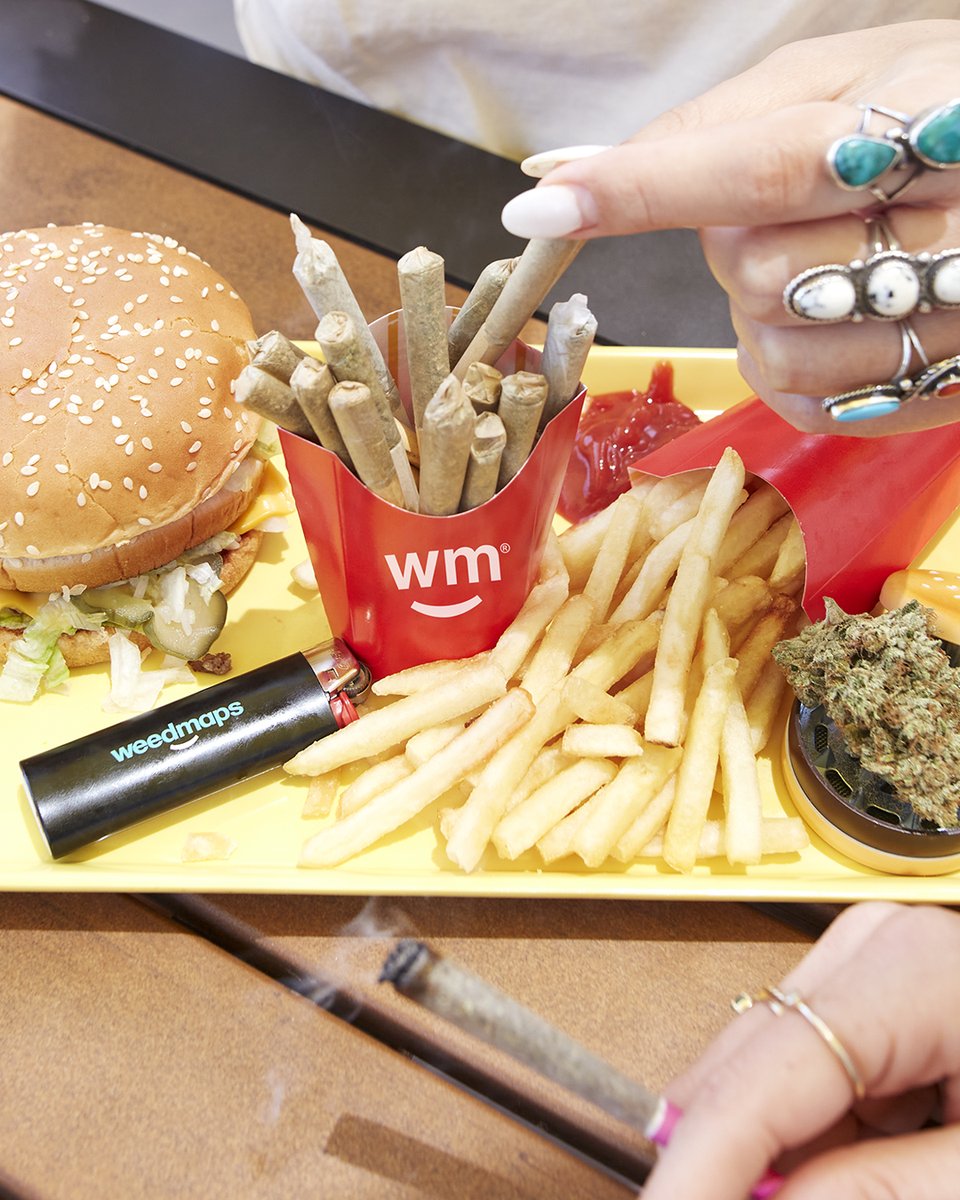 weedmaps's tweet image. We have the munchies, does that make us french fried 🧐? Happy National #FrenchFryDay