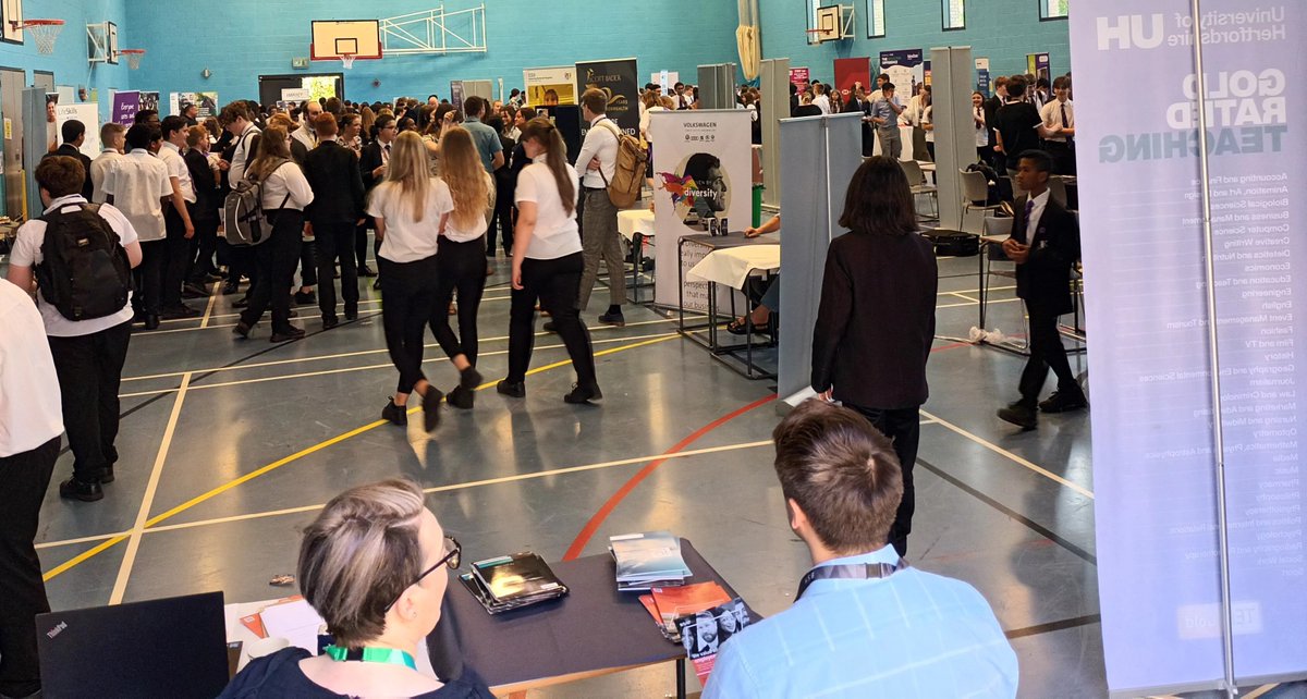 KSAcademy1's tweet photo. Our Y10 World of Work days culminated in a careers fair with FIFTY representatives across local &amp; national businesses, colleges and universities.  Thank you to all who gave their time to inspire our young people and their parents.  #beingthebestyoucanbe #KnowledgeStrengthAmbition https://t.co/YcKxyPZXp9