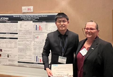 KildsigCPPR's tweet photo. CPPR student, Ling Zhu, won the best poster award at the International Society of Lyophilization-Freeze Drying meeting https://t.co/L44dPfxwIb https://t.co/lY10T8Hkub