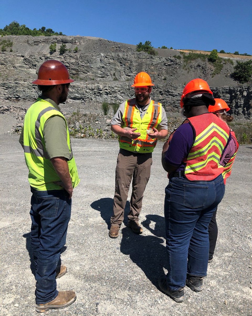 Virginia_Energy's tweet photo. Four #VirginiaEnergy geologists visited Vulcan Royal Stone Quarry in Rockville, #Virginia. This area is part of a current mapping project to better understand the rocks of the Piedmont geologic province. #geology #geologicmaps https://t.co/skh0iikybn
