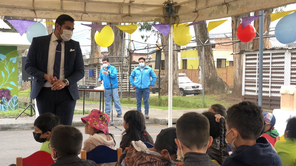 PatronatoSJ's tweet image. Hoy, nos ponemos ‘Manos al ambiente’. Juntos inauguramos los vacacionales para cuidar la naturaleza y aprender jugando.
#PatronatoParaTi