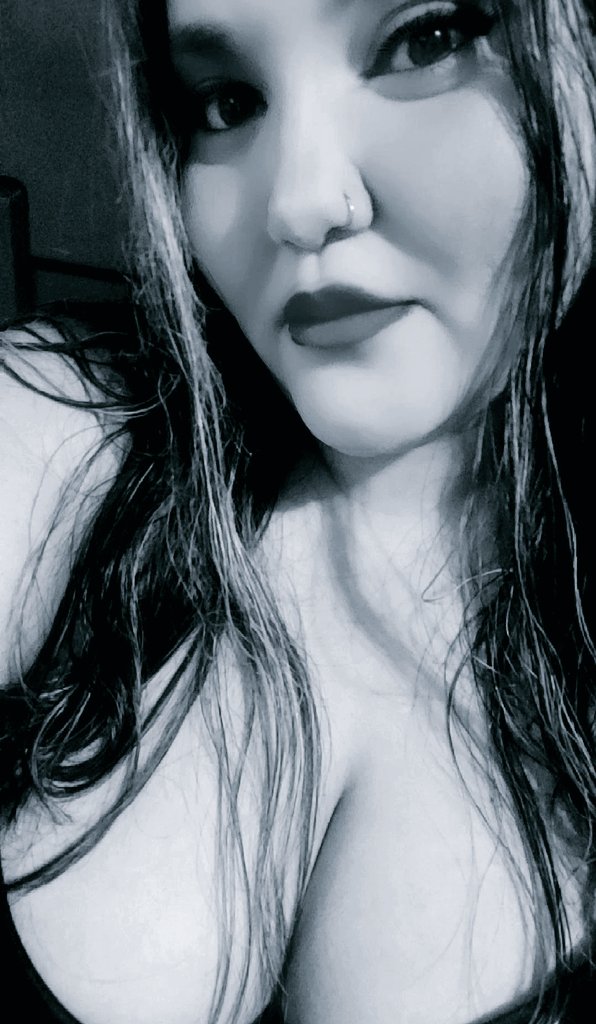Marcela80037075's tweet photo. Quiero conocer gente 🥰🍑 https://t.co/OZxgp5yZ96
