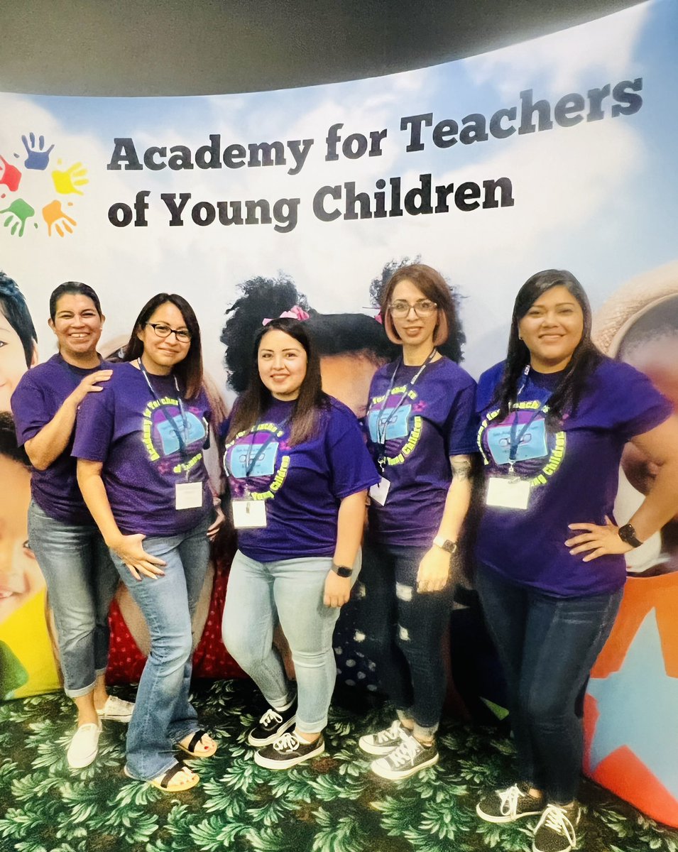 VSerna_CTES's tweet photo. Teachers learning during summer break! @EStevens_CTES @VDeLaPena_CTES  @DBojorquez_CTES  @Kpurdy_CTES #PreKrocks #ATYC2022 #TeamSISD https://t.co/G4LajPPj62