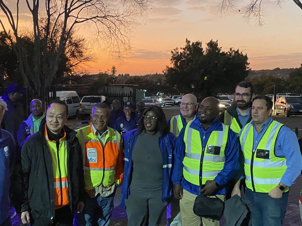 EISDcoj's tweet photo. #CommunityInfrastructurePatrol Tonight we are in the north of beautiful @CityofJoburgZA as we host our final Community Infrastructure Protection patrol with the Douglasdale CPF. https://t.co/aaKKOg1nOc