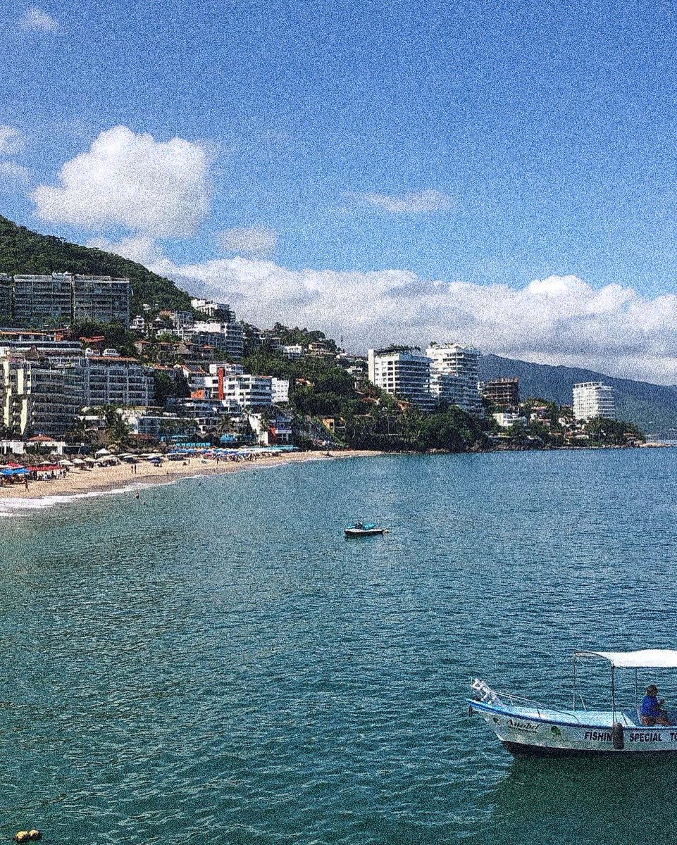 KronicCaviar's tweet photo. Island retreats 🏝 https://t.co/G4HUOk3qEC