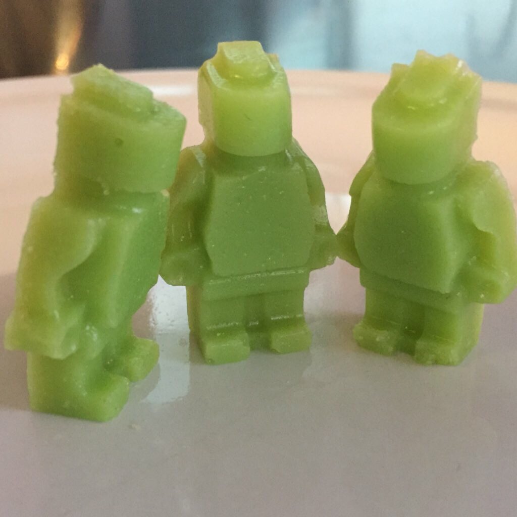 Esfinge_verde's tweet photo. Que no te estrese la chamba, ten mejores días disfrutando de nuestras gomitas Muñeco Lego.

Divertidas y pegadoras🍃🚀

Pide Menú por DM📲 Entregas solo en #cdmx 

#EsfingeVerde https://t.co/dYL1LJGJzb