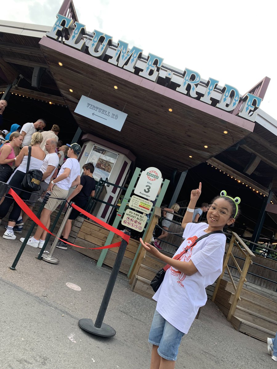 💜V and Jungkook, this is the Flume Ride at Liseberg in Gothenburg, Sweden🐸 @BTS_twt #bts #JUNGKOOK #TAEHYUNG