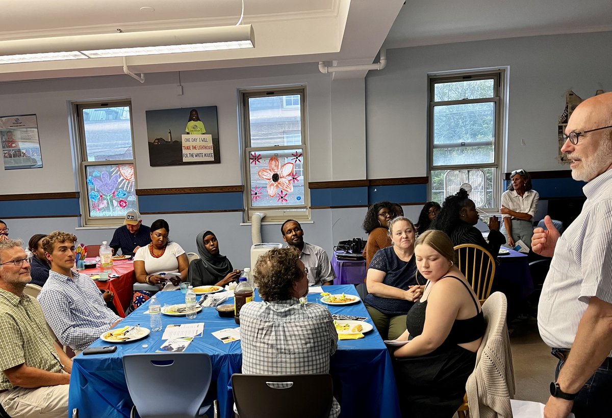 Last night, 35 BGCSM Alumni received $135,000 in scholarship awards. The Club is immensely grateful to the various donors who support our youth on their academic journeys with these scholarships. Congratulations to all our well-deserving winners!