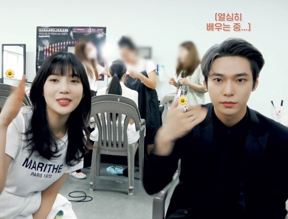 godoyong's tweet photo. besties https://t.co/tMlFdJWURV