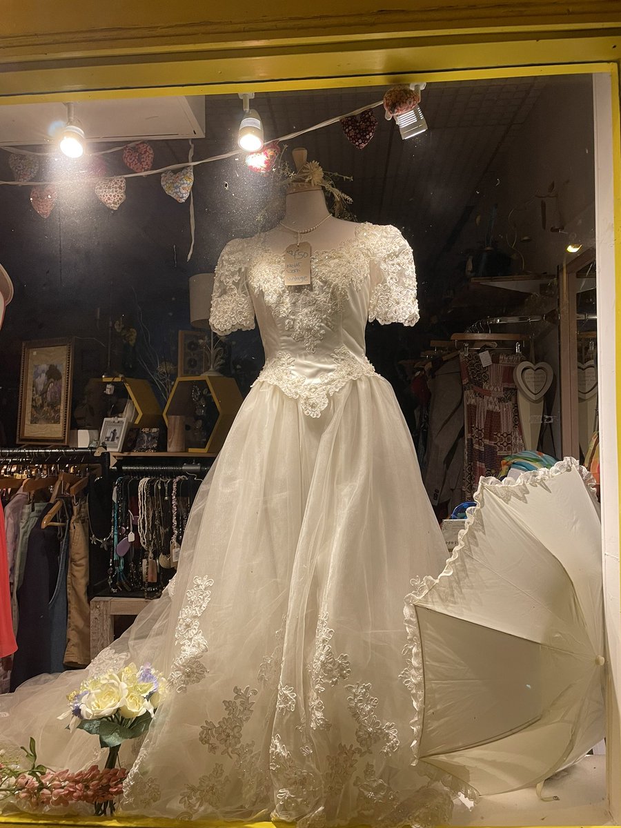 Near Window - subs closed tweet media