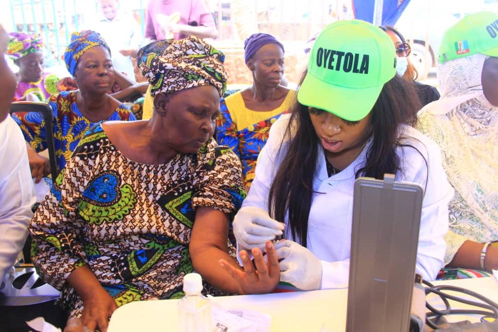 IbrahimEnemi's tweet photo. *OSUN2022: APC National Women Leader Dr Betta Edu blows Hotter; provides free medical care for over 1000 women in Ijebu-Jesa Osun state supported by Her Deputy Zainab Ibrahim *
@womenleaderapc @BOkangbe @Hubprogressive_ @betta_followers https://t.co/is52QfiOd1