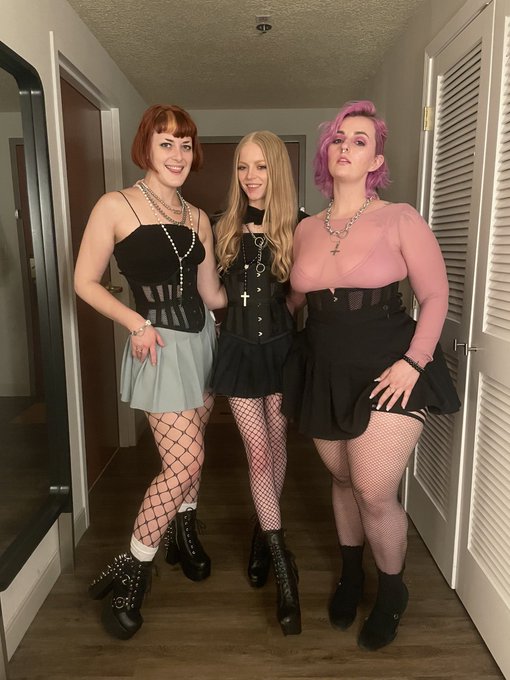 Anyone looking to get bullied? https://t.co/TsbXuQjxYS