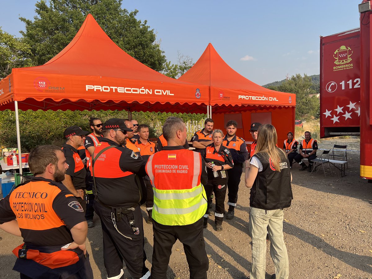 💪🏻 ¡Gracias al #ERIVE y a las #ProteccionesCiviles de Collado Mediano, Torrelodones, Alpedrete, Guadalix de la Sierra, ElBoalo, Becerril, Moralzarzal, Guadarrama, Las Rozas, Galapagar, Brunete, Villanueva del Pardillo, Soto Del Real, Manzanares El Real, ElEscorial y Los Molinos!