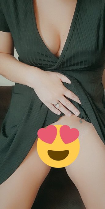 Want to this pic uncovered or better yet video of me putting it on? https://t.co/pmrKskEAaD https://t<a href="/tag/nopanties"class="tags"><span>#nopanties</span></a><a href="/tag/sundressseason"class="tags"><span>#sundressseason</span></a>