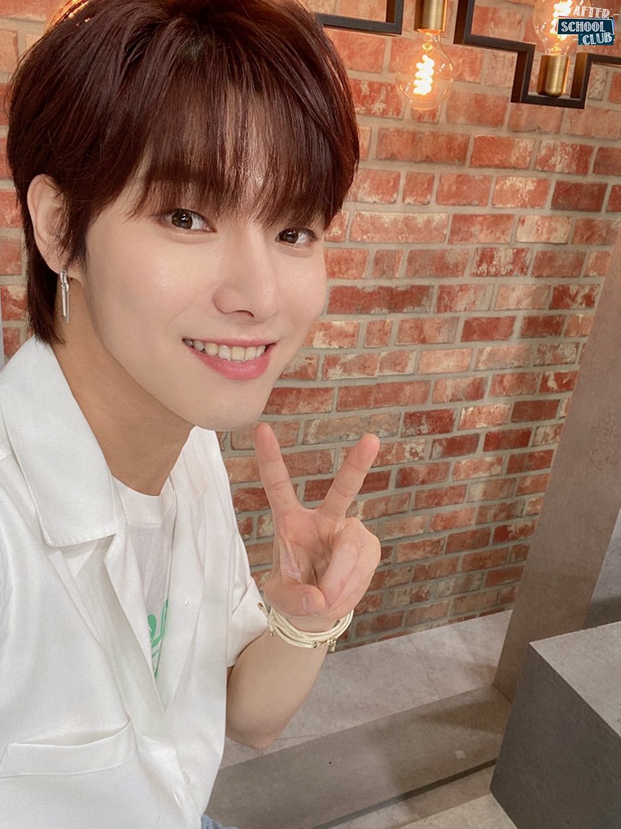 #YONGHOON #용훈 #ONEWE #원위 

<a href="/official_ONEWE/">원위 (ONEWE)</a>