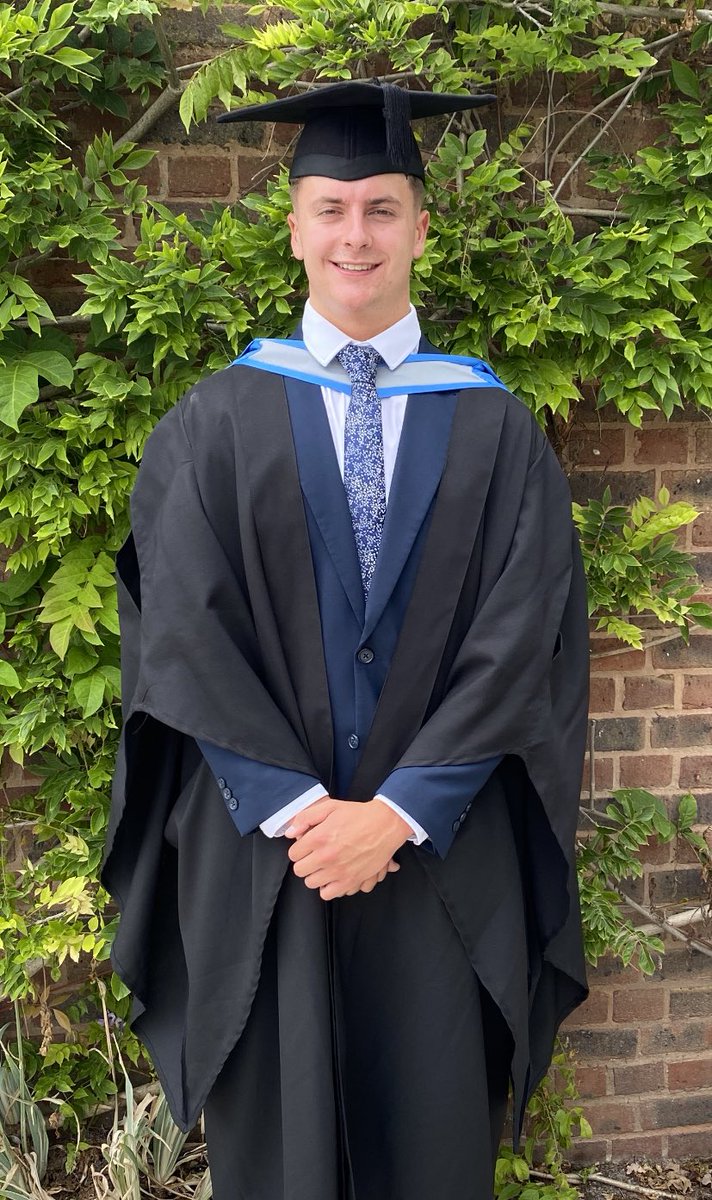 RuthLeeds's tweet image. How it started vs how it ended…..
Congratulations @JLeedsy29 very proud of you. #graduation2022 #exeteruni