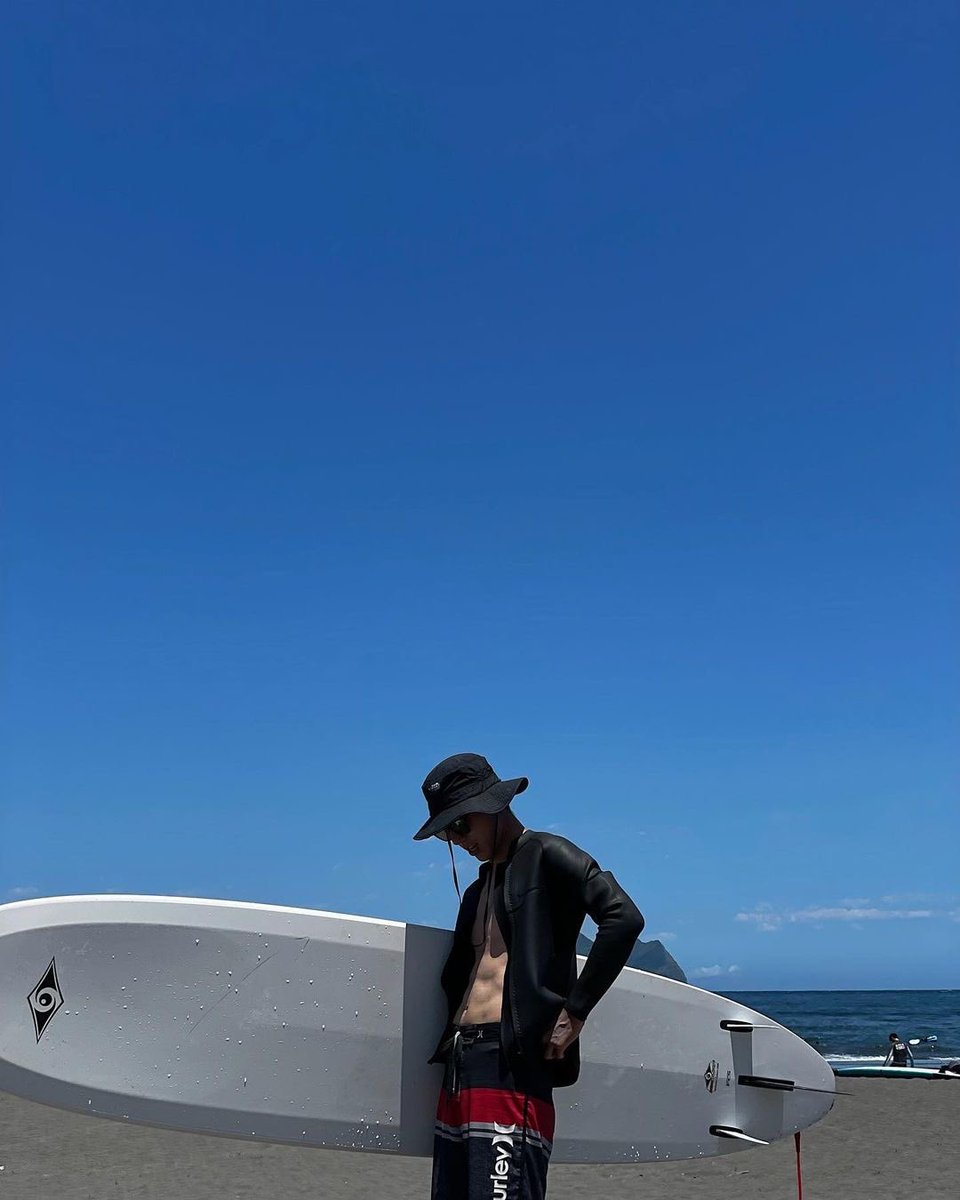 JustAhFanBoy's tweet photo. Men really just be looking good🤤💙

#林嘉威 #WicoLin 
#LinchiaWei #linchia_wei https://t.co/RXqBD7hgAP