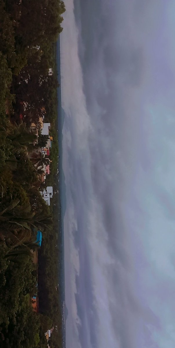 abe__Aryan's tweet photo. Bangalore weather 🤌😭😭 https://t.co/LZWITkFKhf