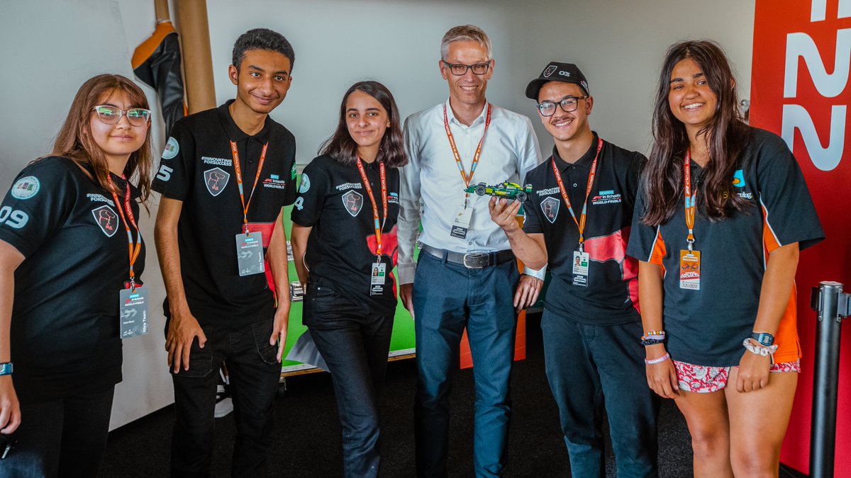 Inspiring the next generation of F1 engineers.

AMF1 Team Principal Mike Krack and Head of Trackside Integration Mark Gray joined students at the <a href="/aramco/">aramco</a> <a href="/F1inSchoolsHQ/">STEMRacingHQ</a> World Finals to talk about careers in engineering and the importance of STEM.

#F1SWF22 #MeetTheFutureFacesOfF1