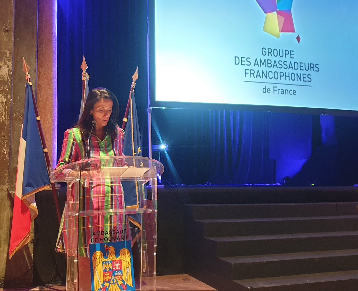 Groupe des Ambassadeurs Francophones de France (@gaffrance) on Twitter photo Lâambassadeur de Roumanie <a href="/LucaNiculescu/">Luca Niculescu</a> passe le tĂ©moin de la prĂ©sidence du <a href="/GAFFrance/">Groupe des Ambassadeurs Francophones de France</a> au collĂšgue de lâIle Maurice, Vijayen Valaydon. MĂȘme dĂ©termination pour promouvoir les valeurs de la Francophonie. Et une excellente premiĂšre rencontre avec Mme la ministre <a href="/CZacharopoulou/">Chrysoula Zacharopoulou đȘđșđ«đ·</a>. Lâambassadeur de Roumanie <a href="/LucaNiculescu/">Luca Niculescu</a> passe le tĂ©moin de la prĂ©sidence du <a href="/GAFFrance/">Groupe des Ambassadeurs Francophones de France</a> au collĂšgue de lâIle Maurice, Vijayen Valaydon. MĂȘme dĂ©termination pour promouvoir les valeurs de la Francophonie. Et une excellente premiĂšre rencontre avec Mme la ministre <a href="/CZacharopoulou/">Chrysoula Zacharopoulou đȘđșđ«đ·</a>.