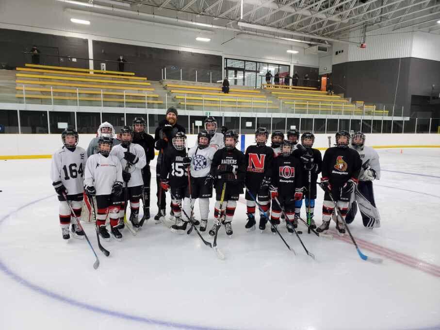 Legend06's tweet image. Just a reminder that Claude Giroux is a great guy who came out during a break in NHL season to teach 9 and 10 yr old Nepean kids some skills #Sens