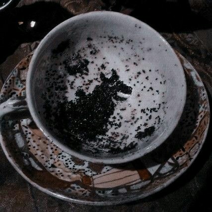 Catalin60041066's tweet photo. Afternoon my witches I love you all #witchcore #babywitch #witchcraft #teareading https://t.co/XRqe6PpGn8