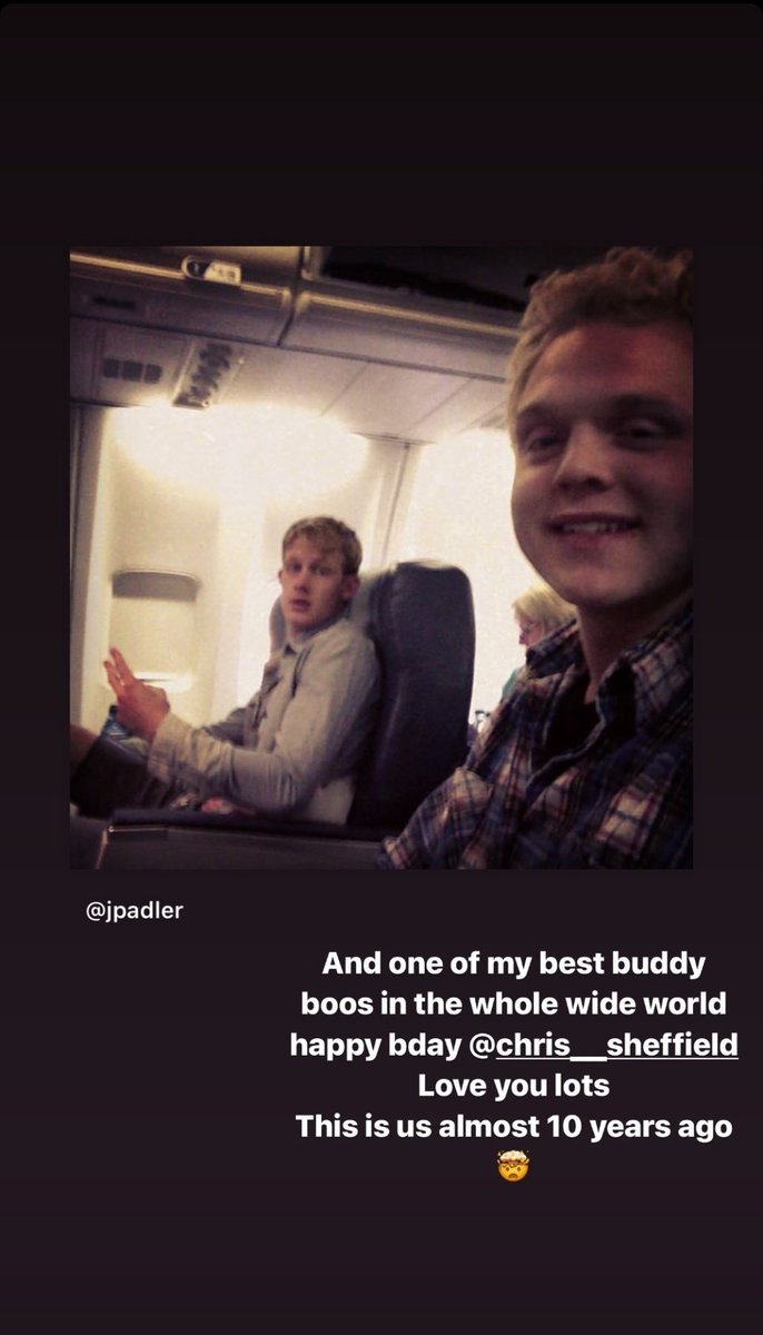 viszart's tweet photo. if no one's got me, these two do https://t.co/efd7wUdeyO