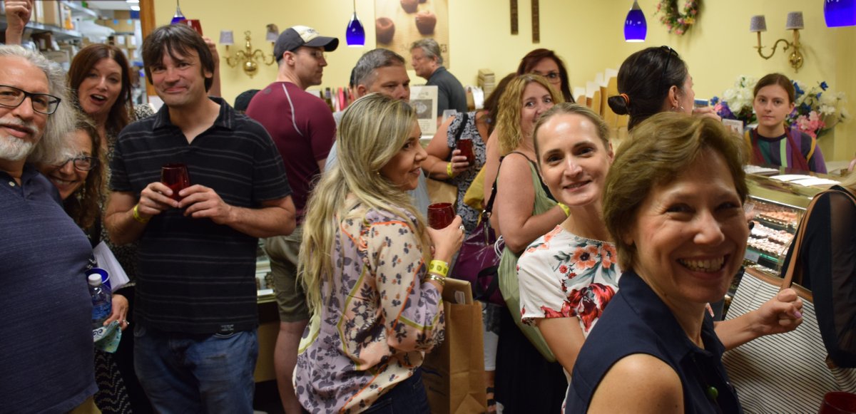 PironChocolates's tweet photo. The 7th Annual Charity Wine Walk is coming to the Main-Dempster Mile Thursday, September 15th, 5pm-8pm.  It is the place to be!  Mark your calendars, gather your friends, order your tickets now at https://t.co/4CktUjwGNE https://t.co/vbGzDjKt9J