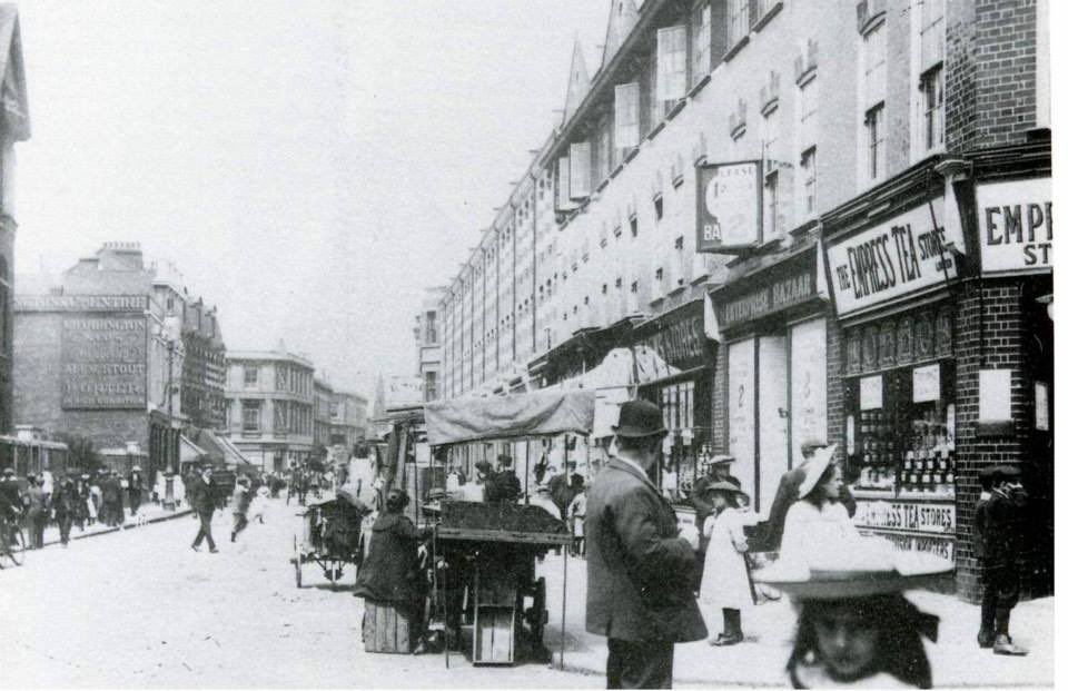 Fulham in the Past tweet media