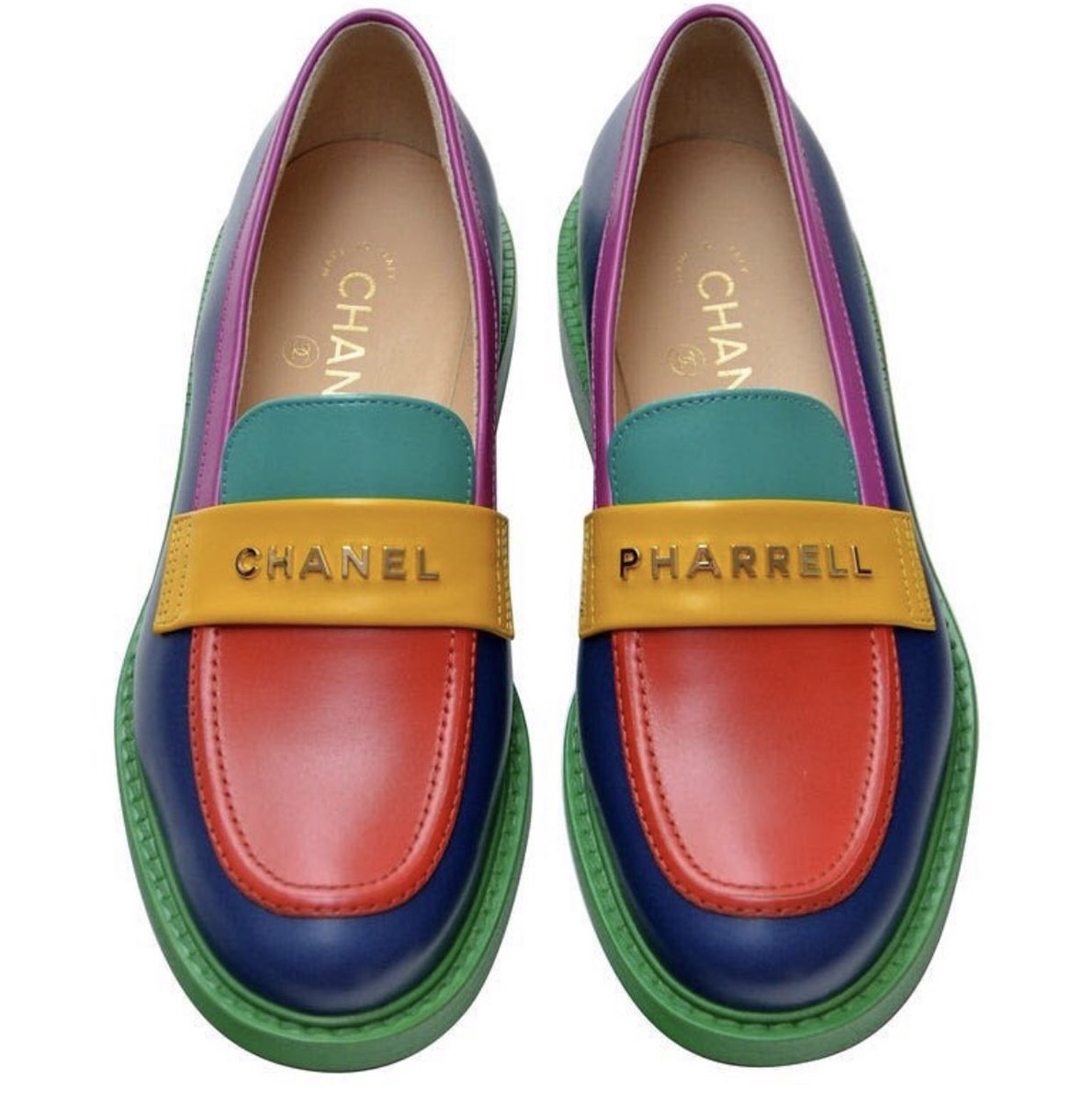 StreetFashion01's tweet photo. Chanel x Pharrell Loafers (2019) https://t.co/FdkoChd9Ql